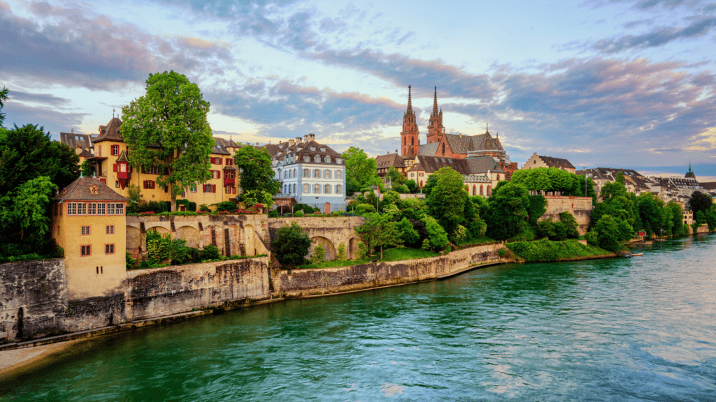 Blick auf den Rhein in Basel